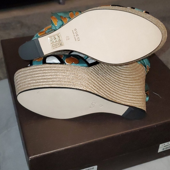 COPY - *NEW *Gucci Espadrille Wedge - Picture 5 of 6